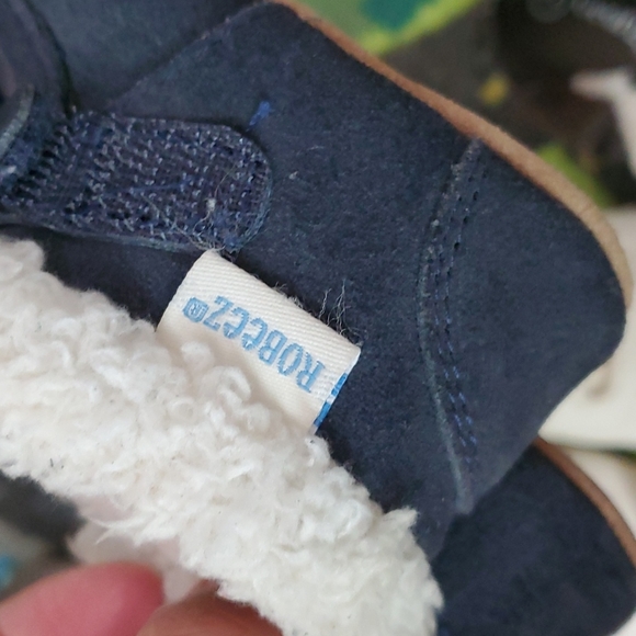 Newborn and infant shoes and slippers - Picture 7 of 15